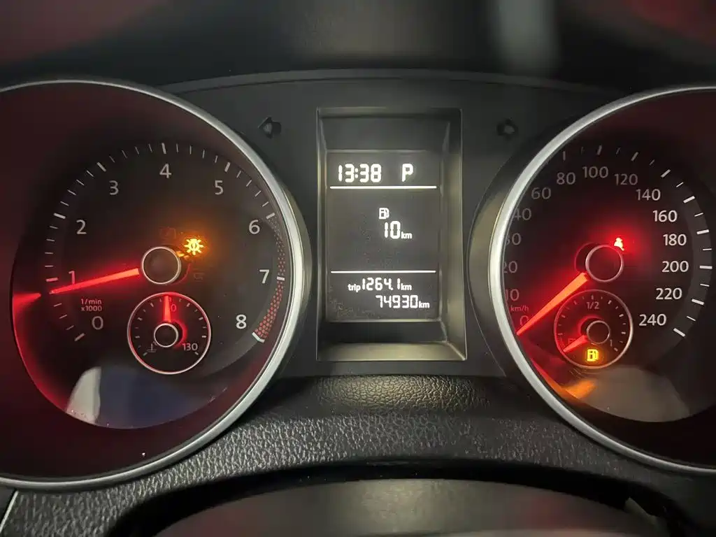 Volkswagen Golf — миниатюра 14