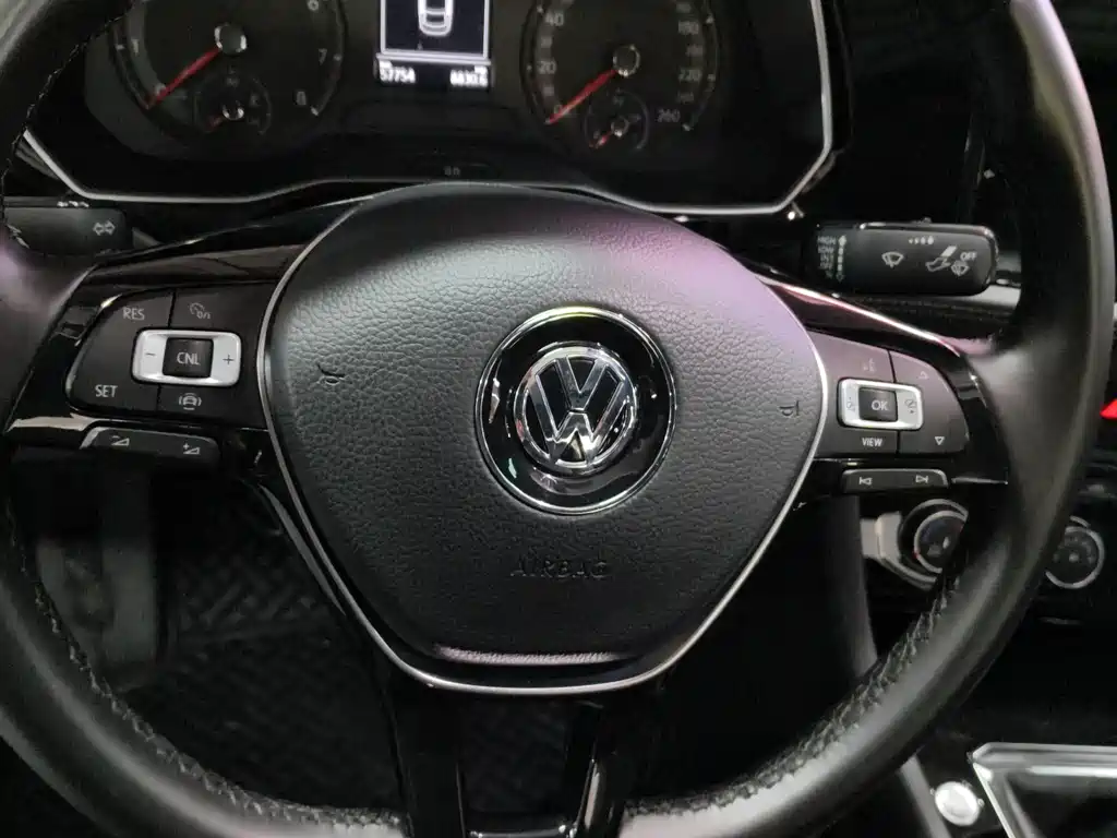 Volkswagen Sagitar — миниатюра 12