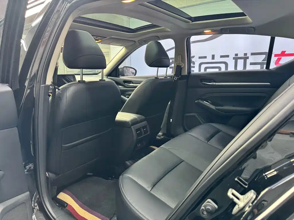 Nissan Teana — миниатюра 11
