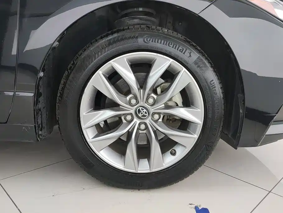 Toyota Avalon — миниатюра 6