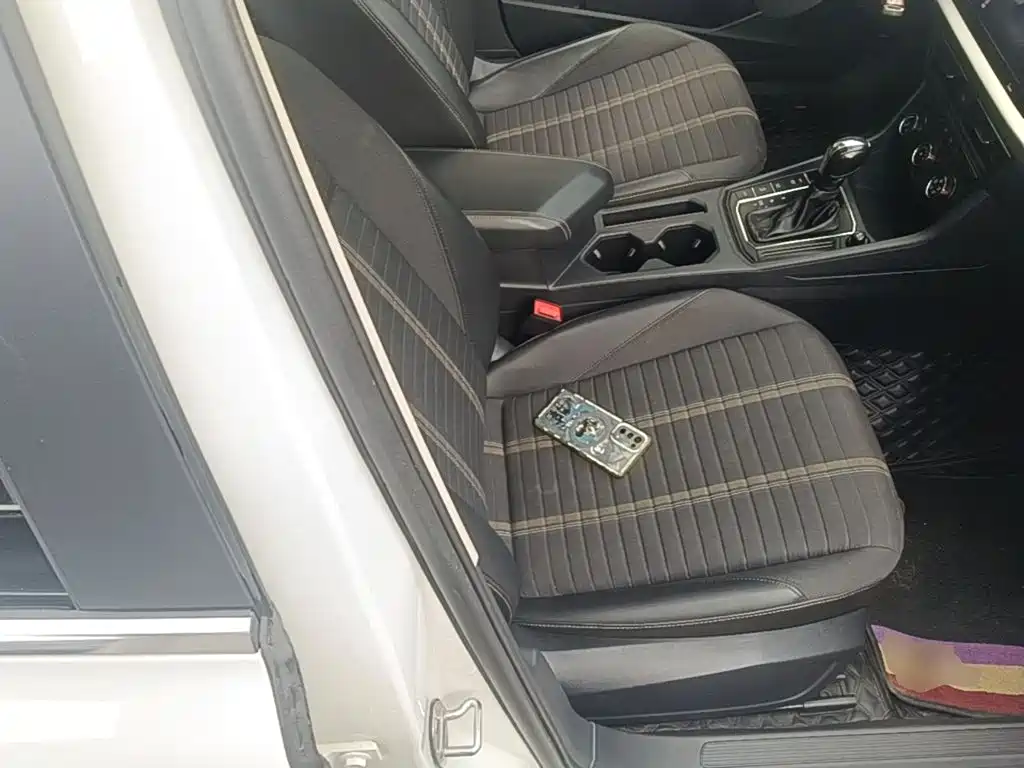 Volkswagen Lavida — миниатюра 25