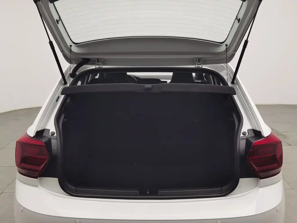 Volkswagen Polo — миниатюра 16