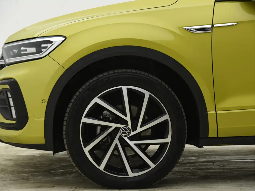 VOLKSWAGEN T ROC EXPLORING SONGS