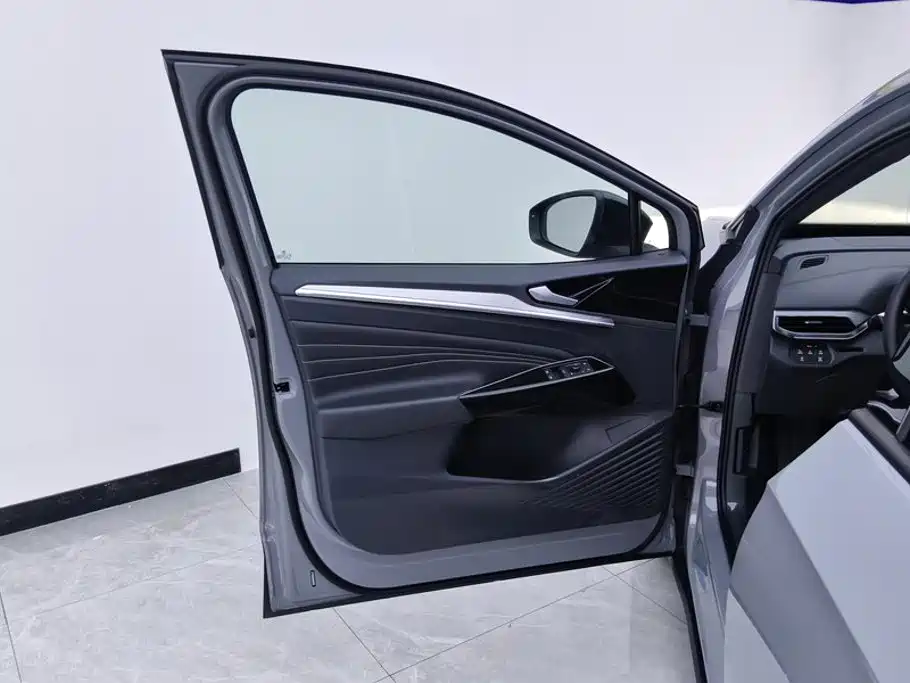 Volkswagen ID.4 Crozz — миниатюра 7