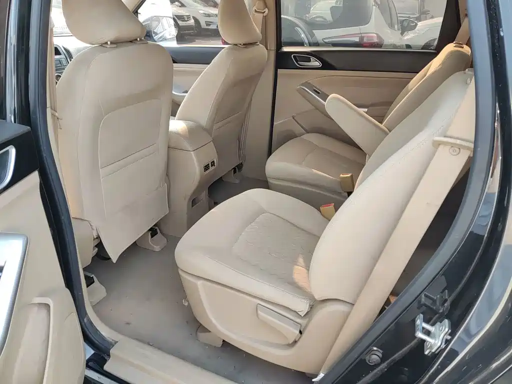 Baojun 730 — миниатюра 21