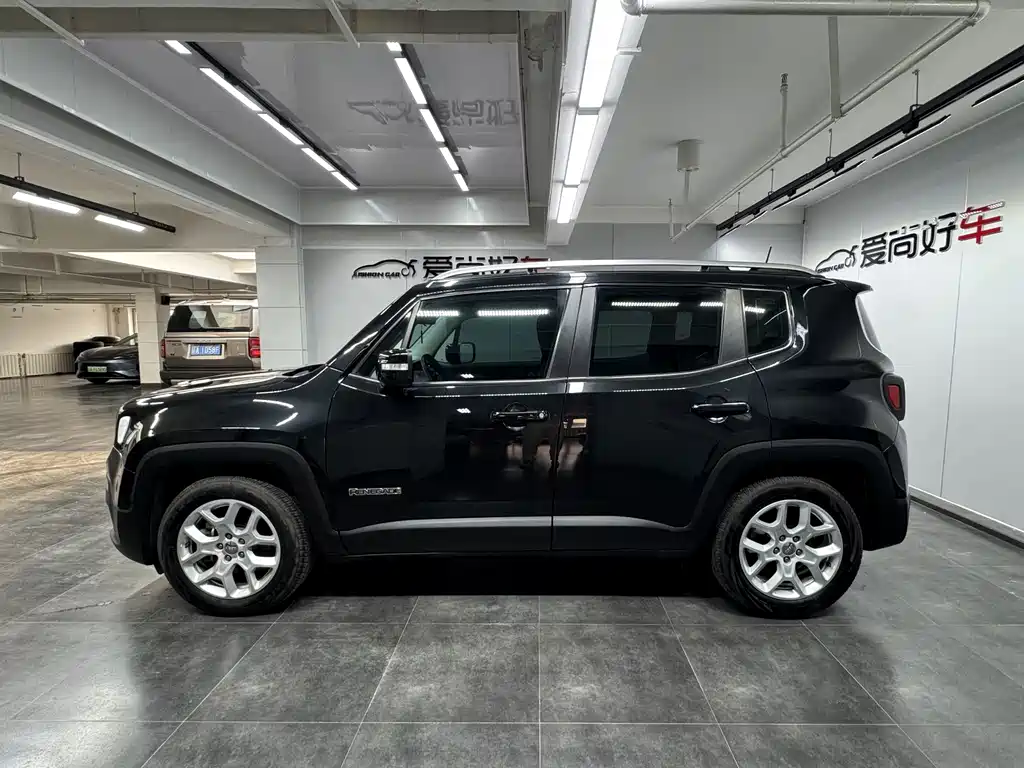 Jeep Renegade — миниатюра 4