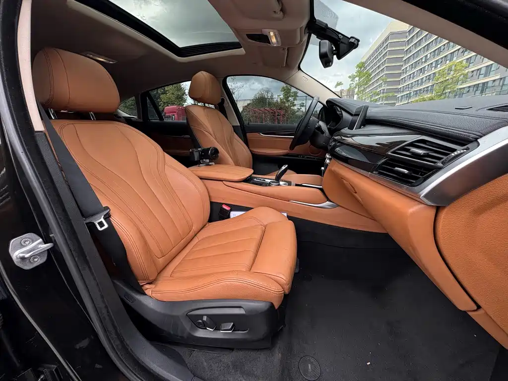 BMW X6 — миниатюра 11