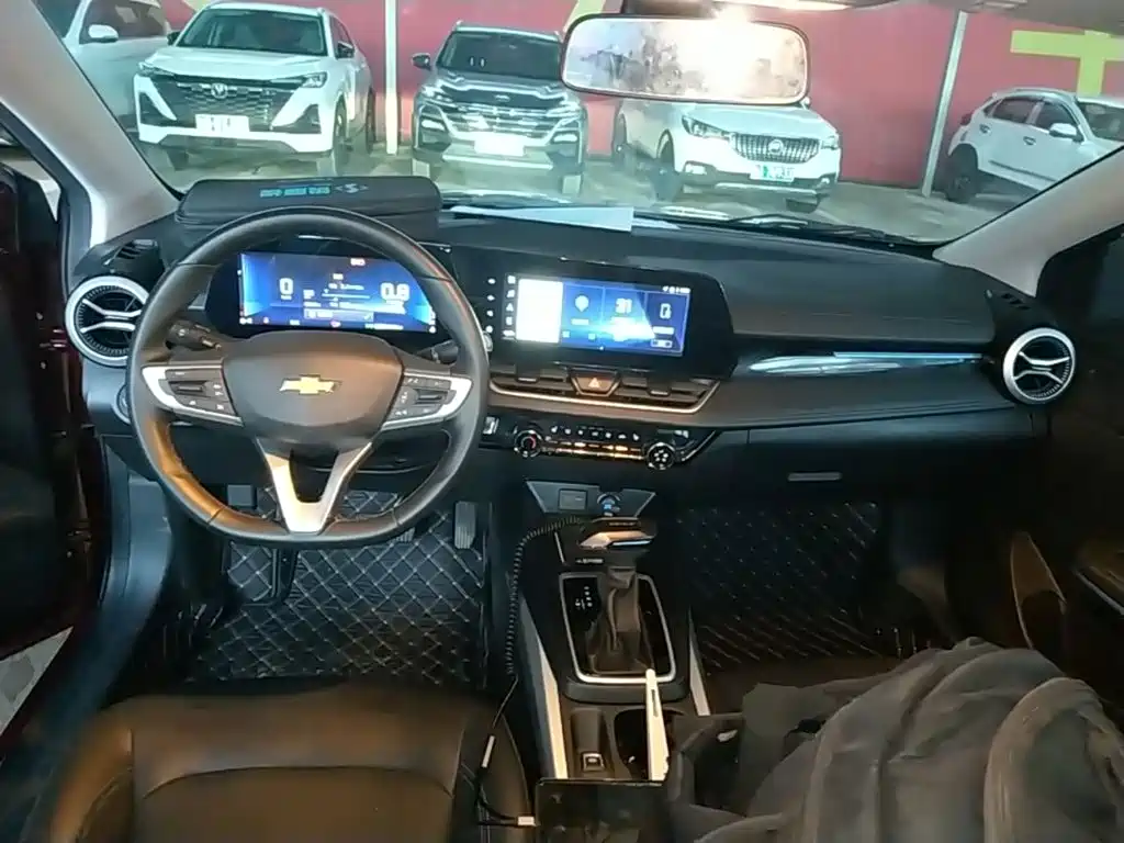 Chevrolet Monza — миниатюра 10