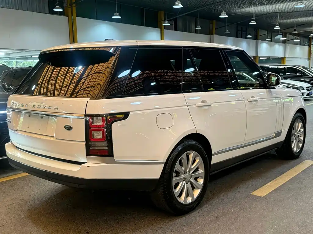 Land Rover Range Rover — миниатюра 3