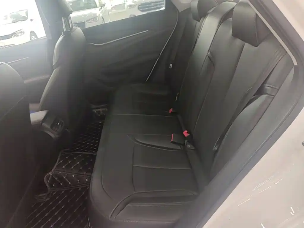 Buick Excelle — миниатюра 17