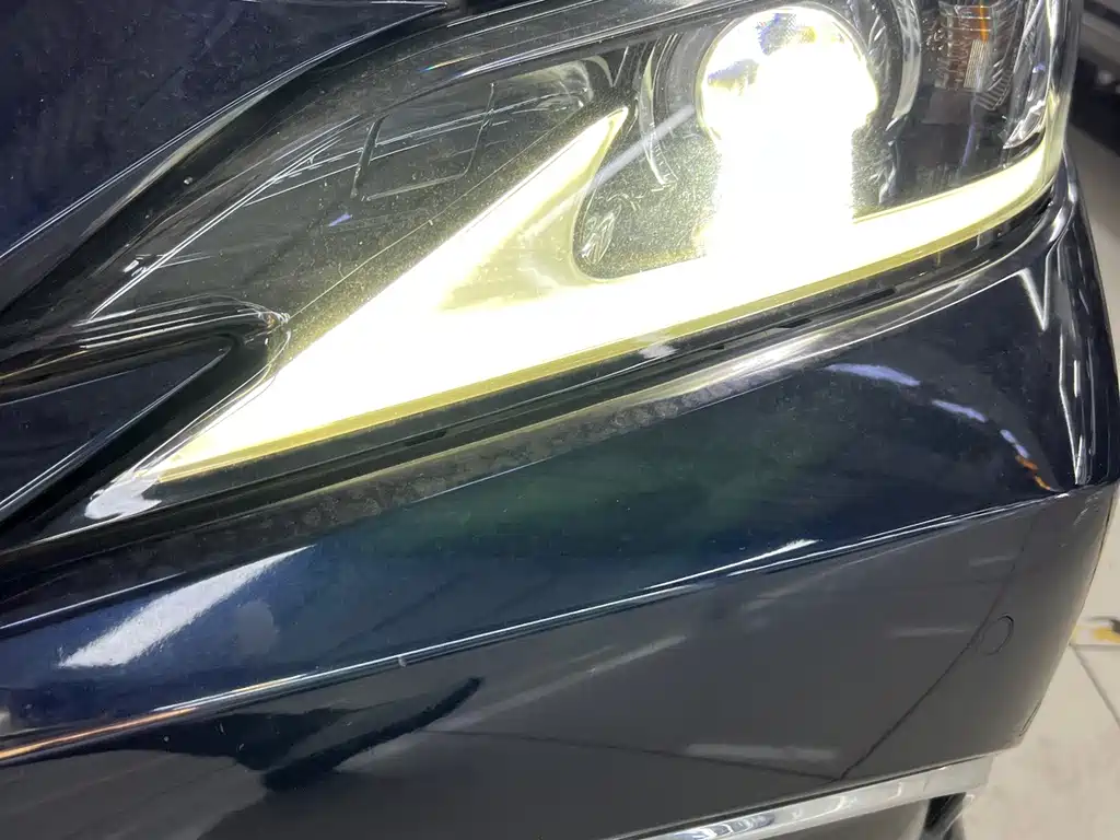 Lexus ES — миниатюра 22