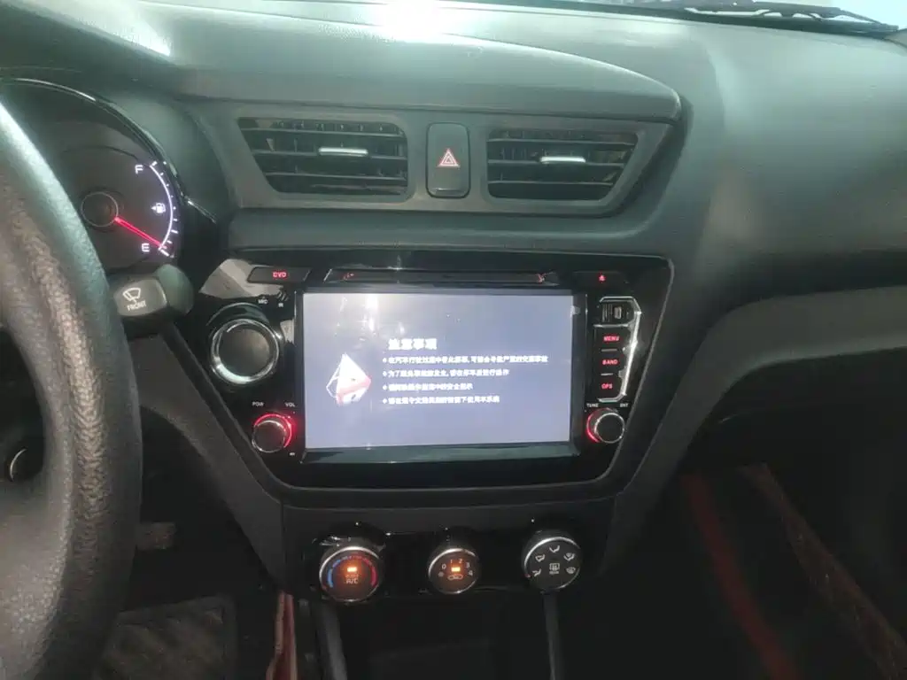 Kia K2 — миниатюра 13