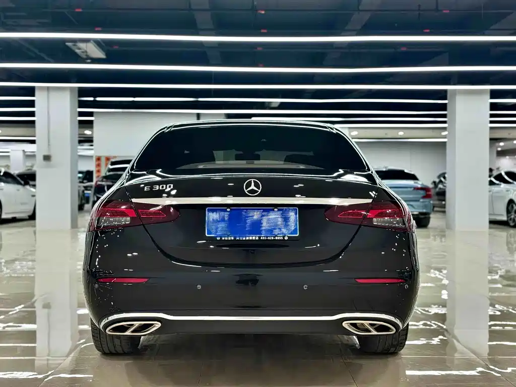 Mercedes-Benz E-Class — миниатюра 9