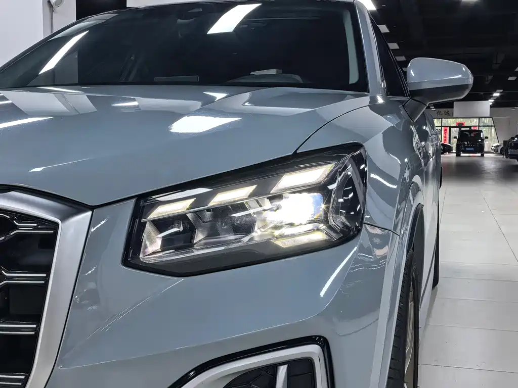 Audi Q2L — миниатюра 4