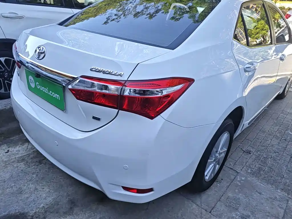 Toyota Corolla — миниатюра 8