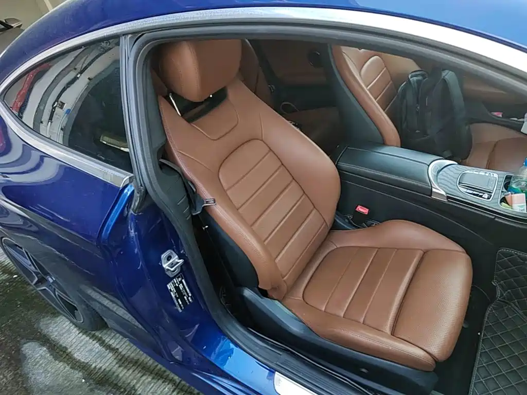 Mercedes-Benz C-Class (Import) — миниатюра 25