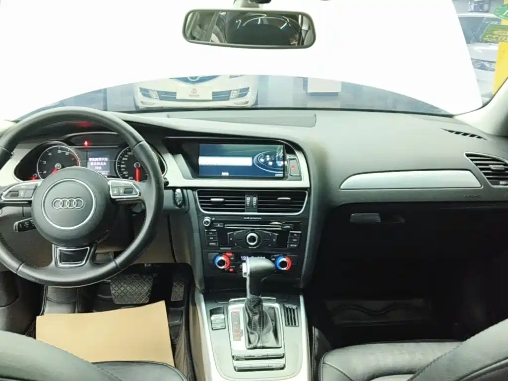 Audi A4L — миниатюра 10