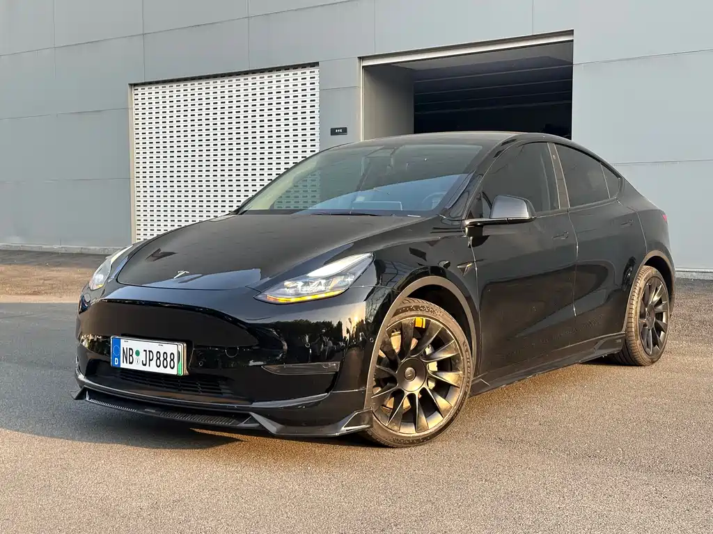 Tesla Model Y 2021