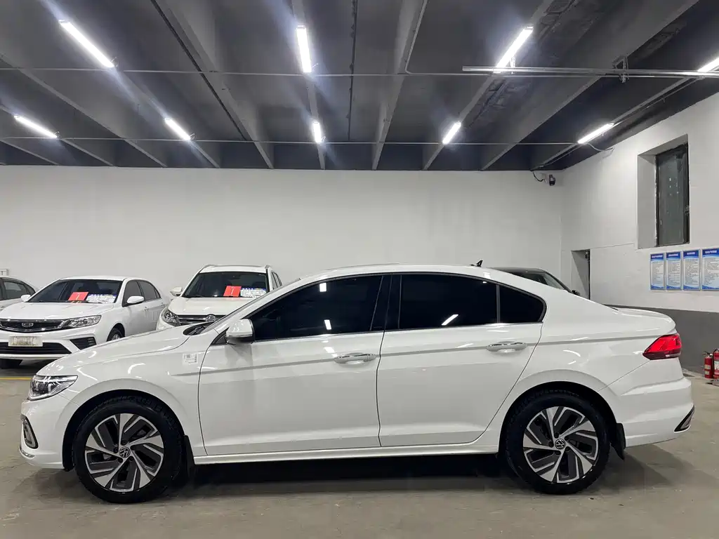 Volkswagen Bora — миниатюра 7