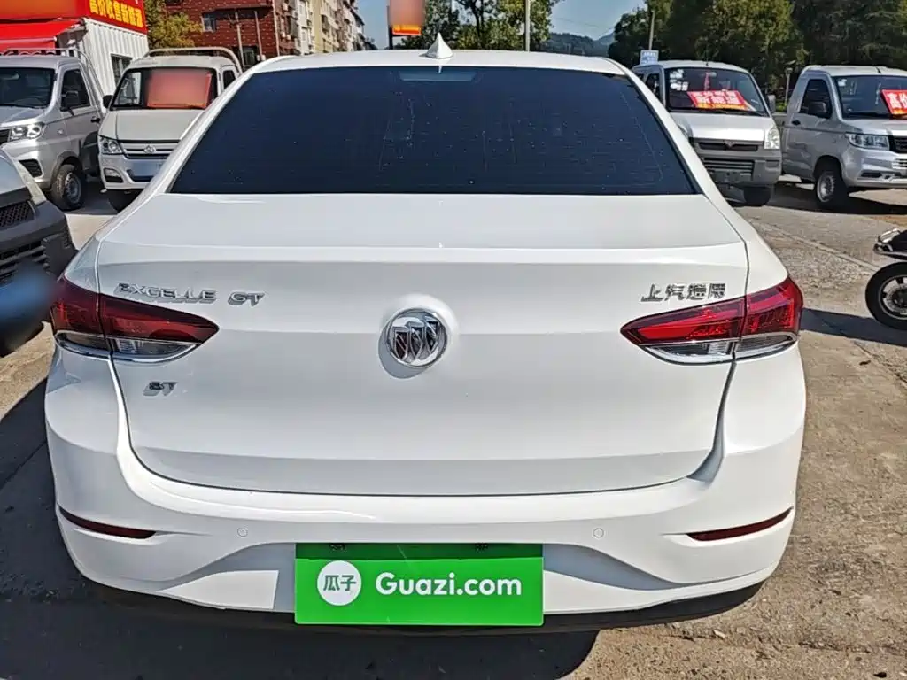 Buick Excelle — миниатюра 6