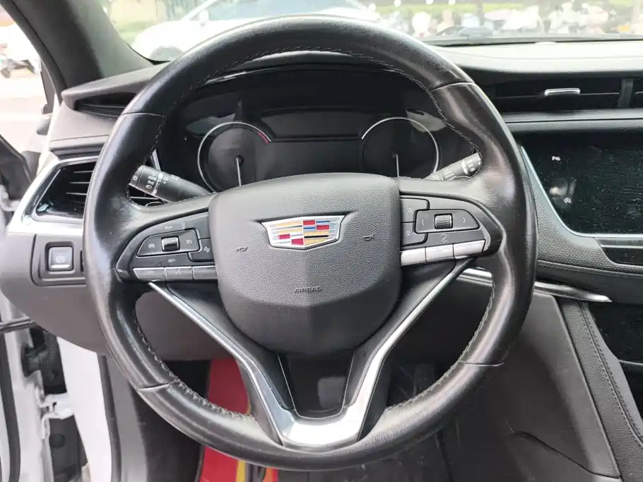 Cadillac XT6 — миниатюра 15