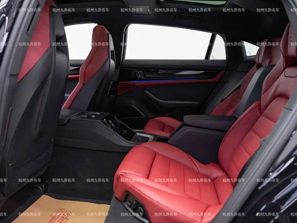 Porsche Panamera — миниатюра 15