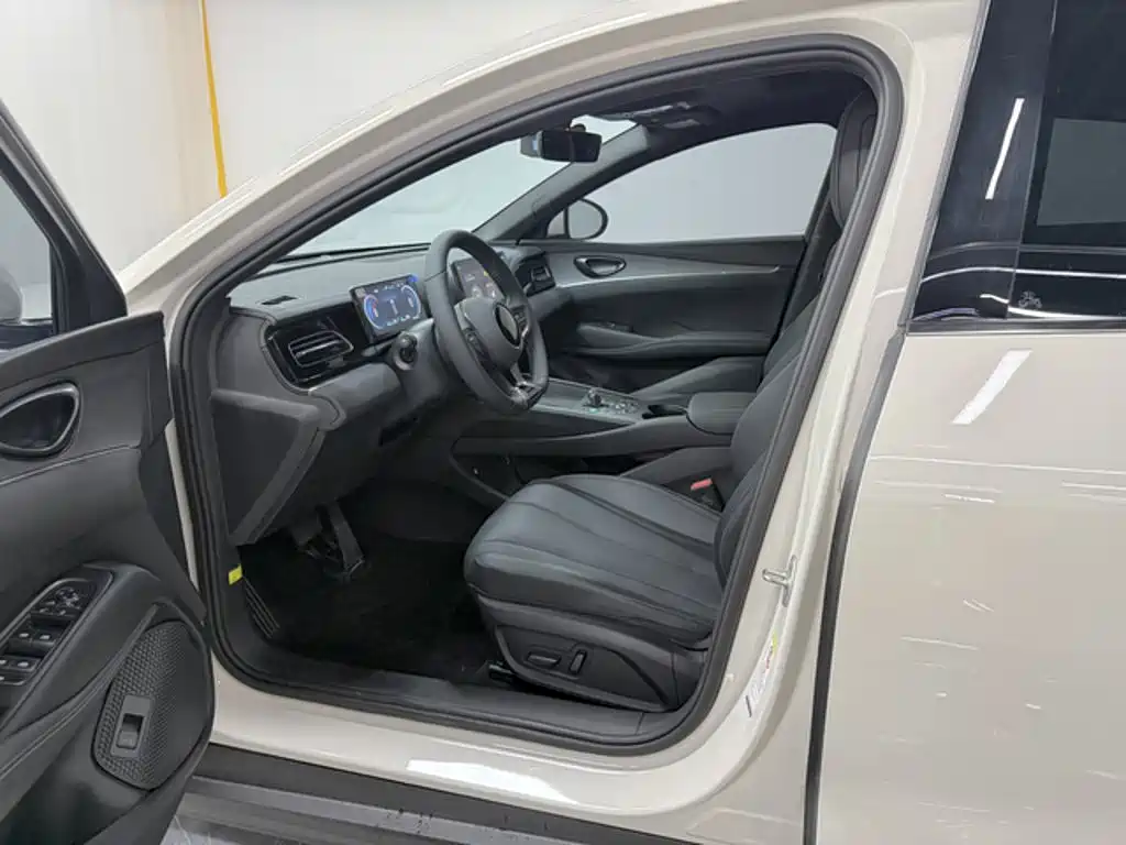 BYD Seal 06 — миниатюра 12