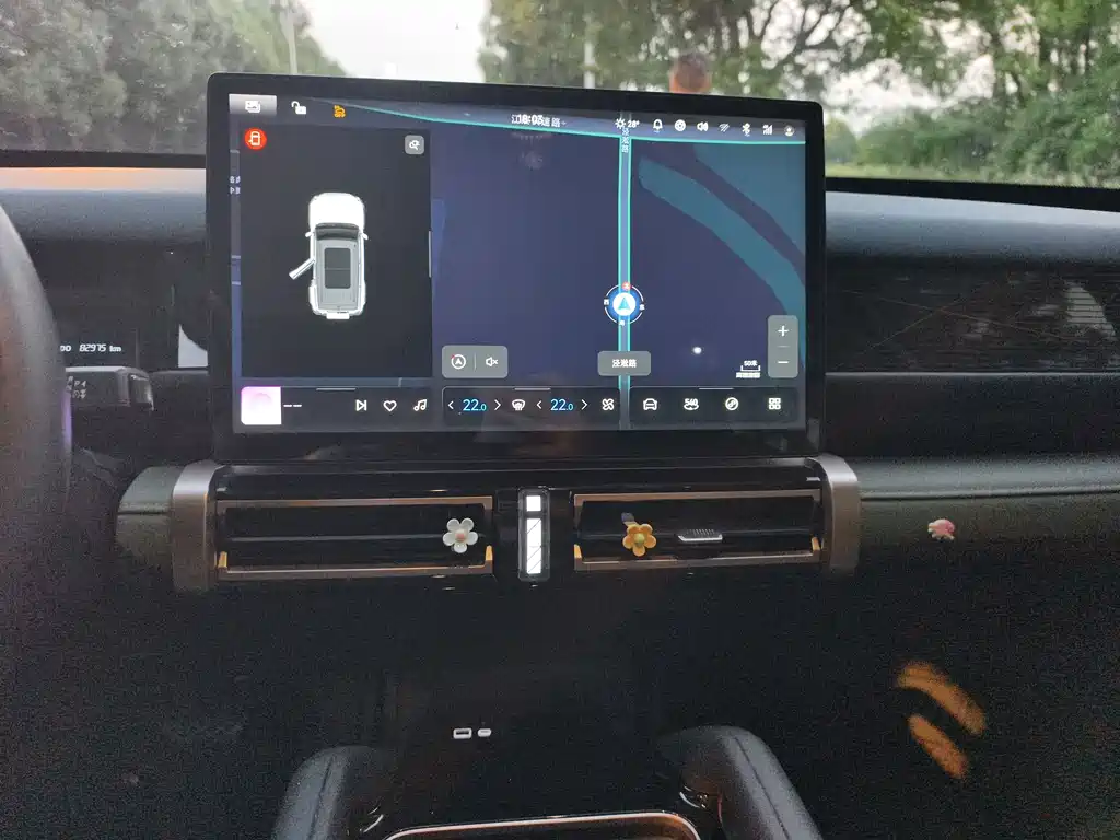 iCAR iCAR 03 — миниатюра 20