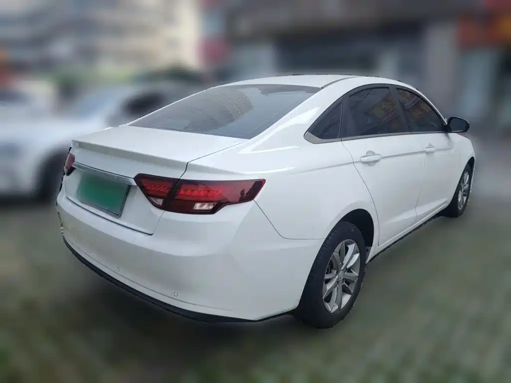 Geely Emgrand GL — миниатюра 4
