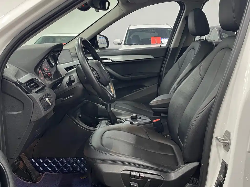 BMW X1 — миниатюра 9