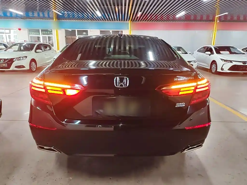 Honda Inspire — миниатюра 6