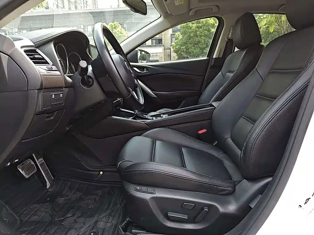 Mazda Atenza — миниатюра 5