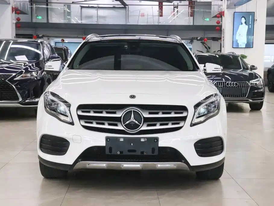 Mercedes-Benz GLA — миниатюра 2
