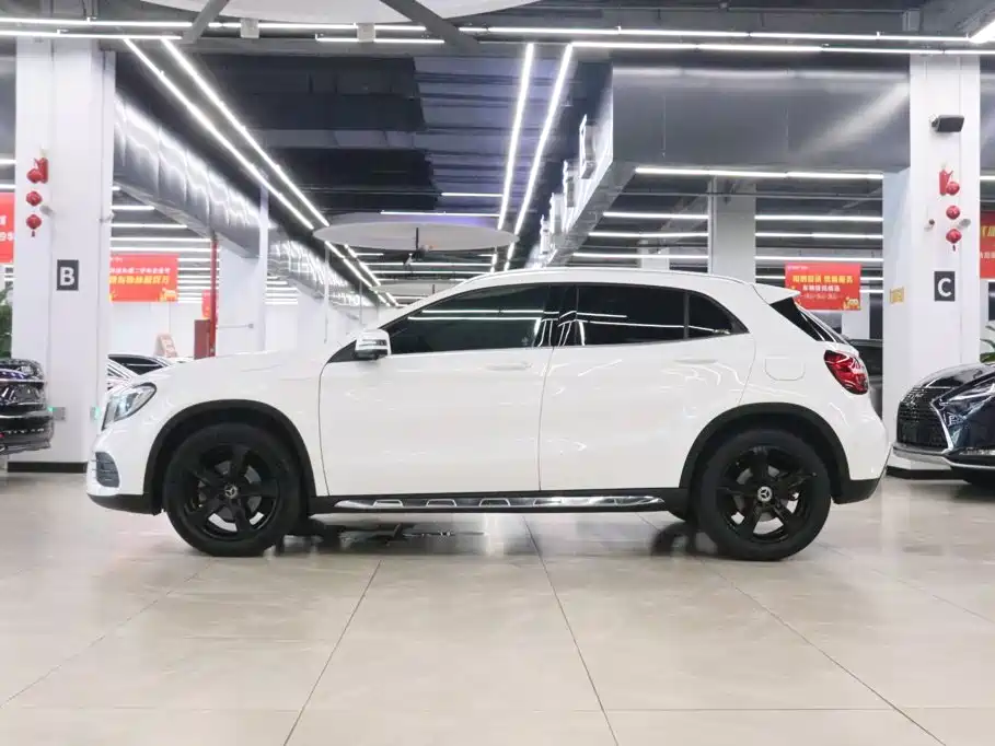 Mercedes-Benz GLA — миниатюра 3