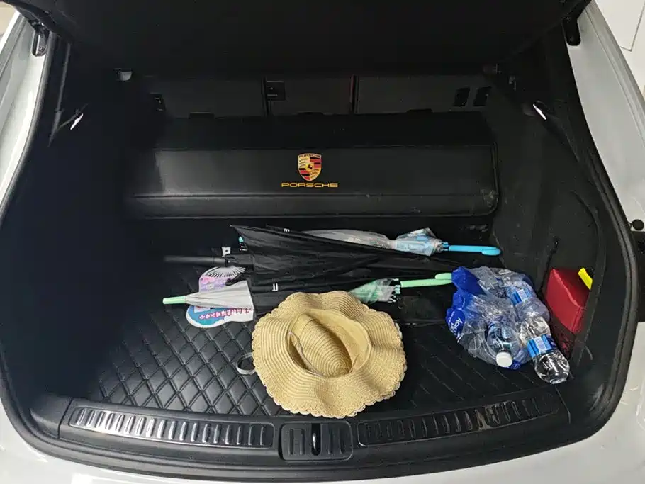Porsche Macan — миниатюра 4