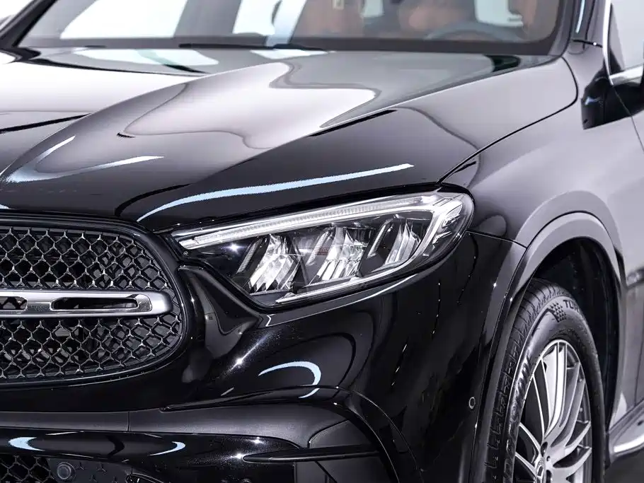 Mercedes-Benz GLC — миниатюра 10
