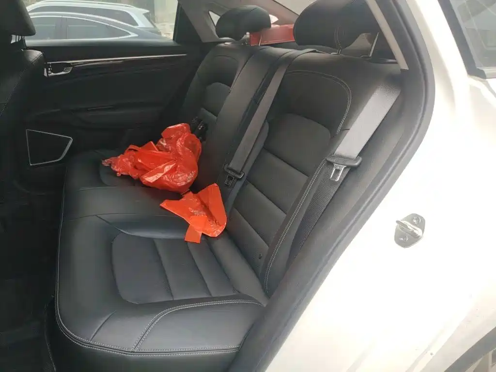 Geely Emgrand GL — миниатюра 13