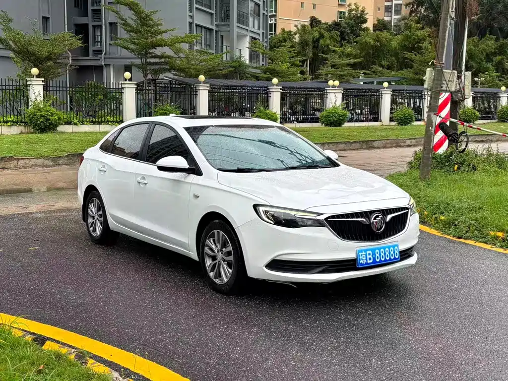 Buick Excelle — миниатюра 3