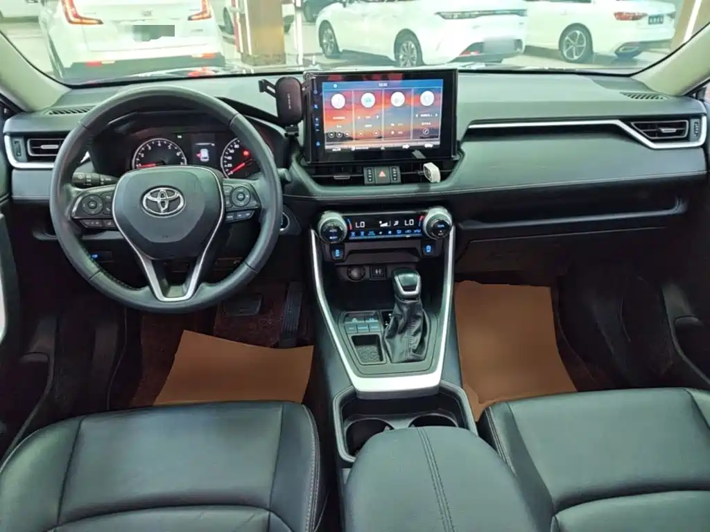 Toyota Wildlander — миниатюра 10