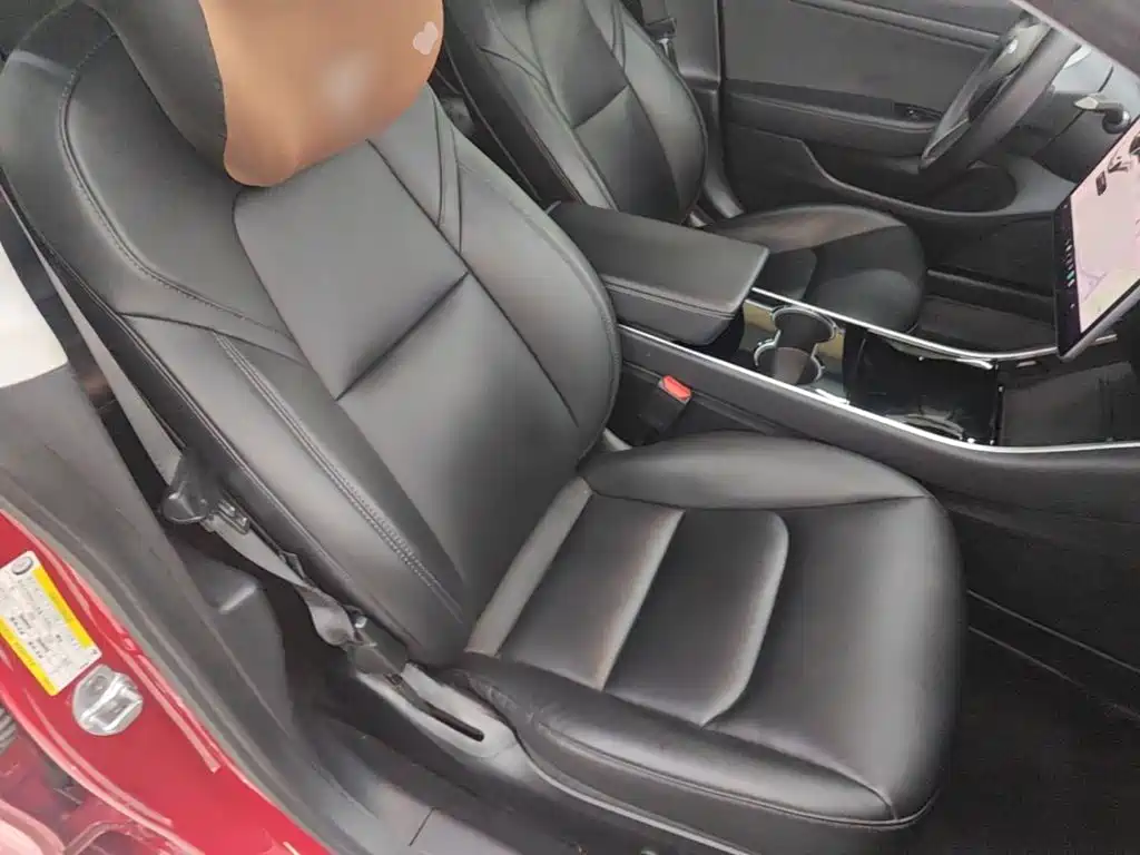 Tesla Model 3 — миниатюра 25