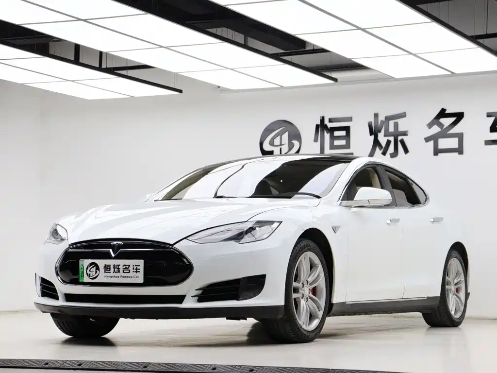 Tesla Model S — миниатюра 25