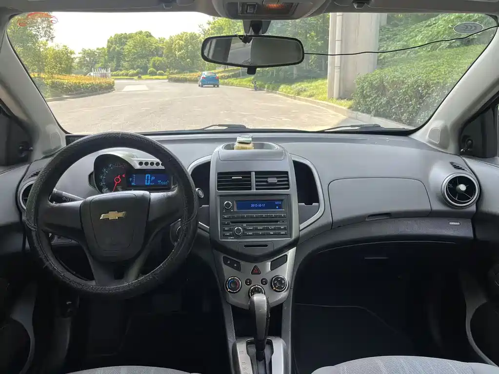 Chevrolet Aveo 2013 1.4L AT