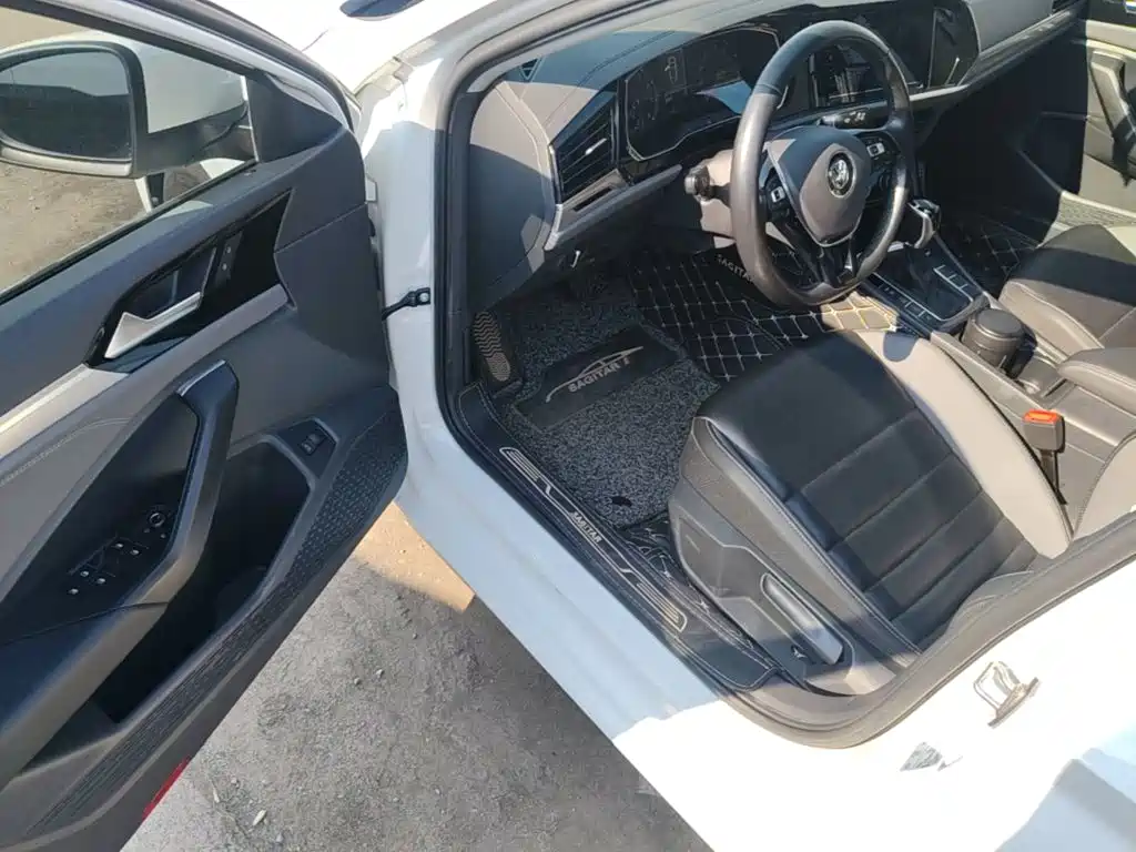 Volkswagen Sagitar — миниатюра 16