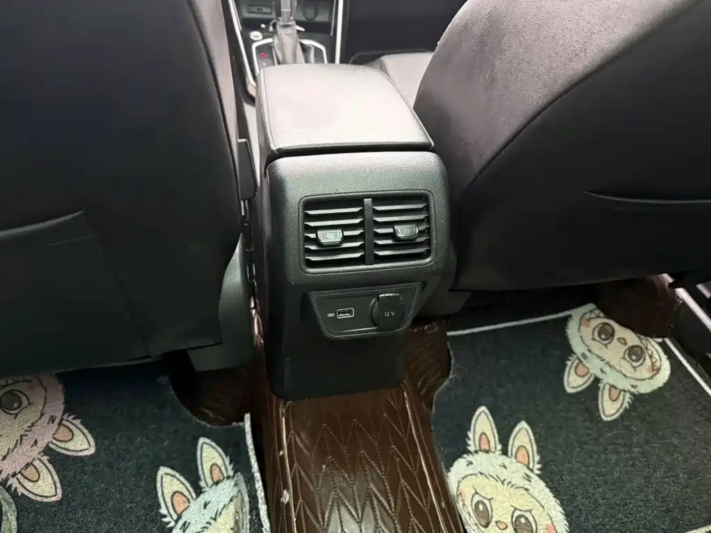 Jetta VS7 — миниатюра 16