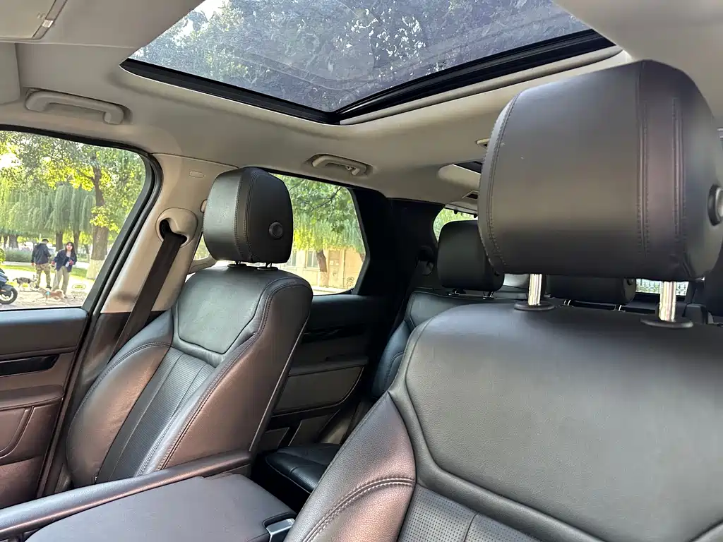 Land Rover Discovery — миниатюра 15