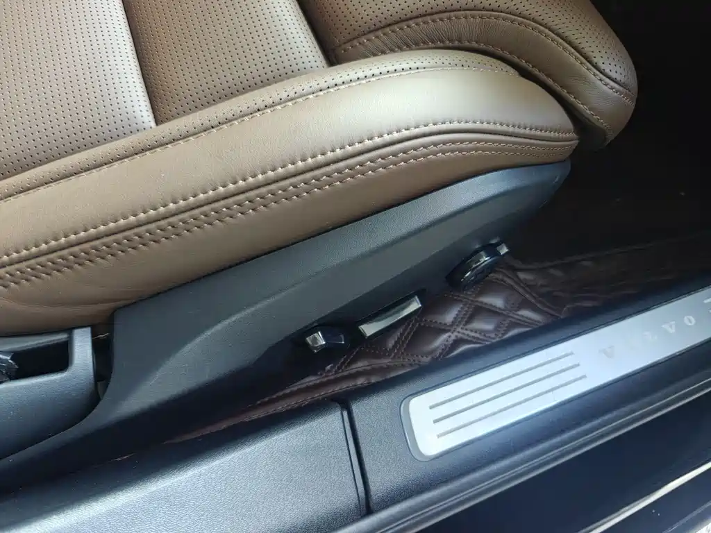 VOLVO S90 PLUG IN HYBRID