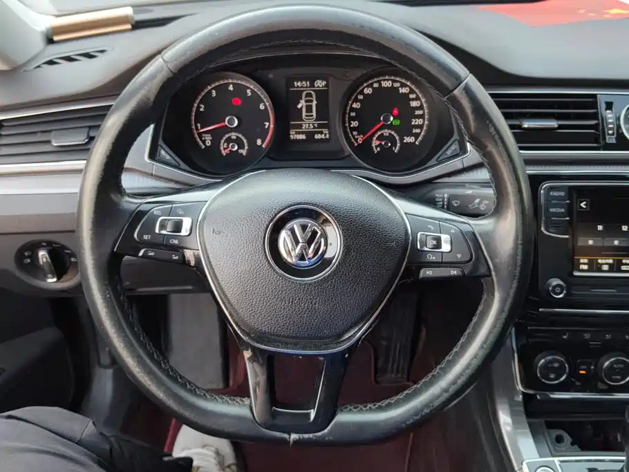 Volkswagen Passat — миниатюра 15