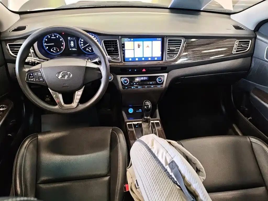 Hyundai Mistra — миниатюра 6