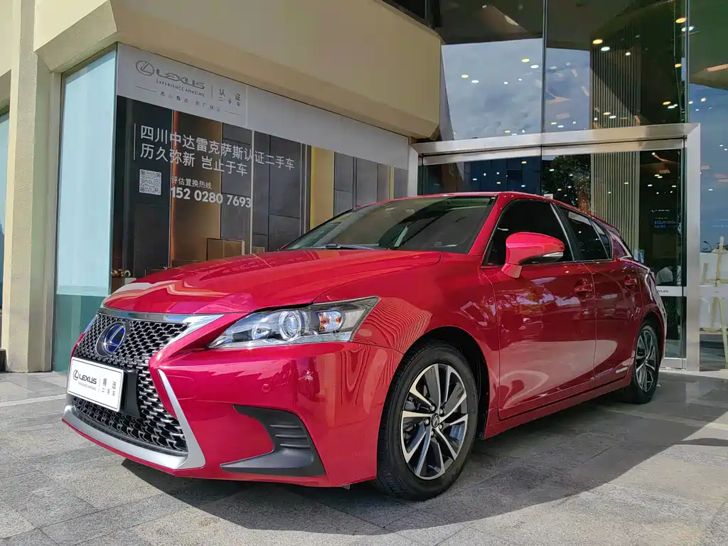 Lexus CT — миниатюра 2