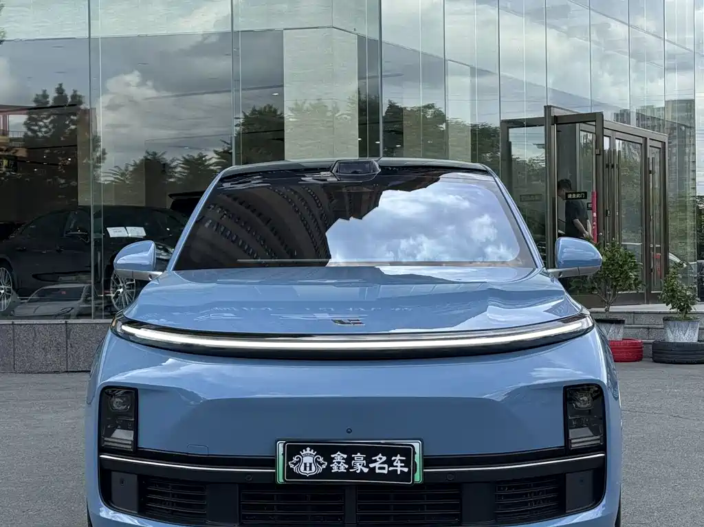 Li Auto Li L9 — миниатюра 2